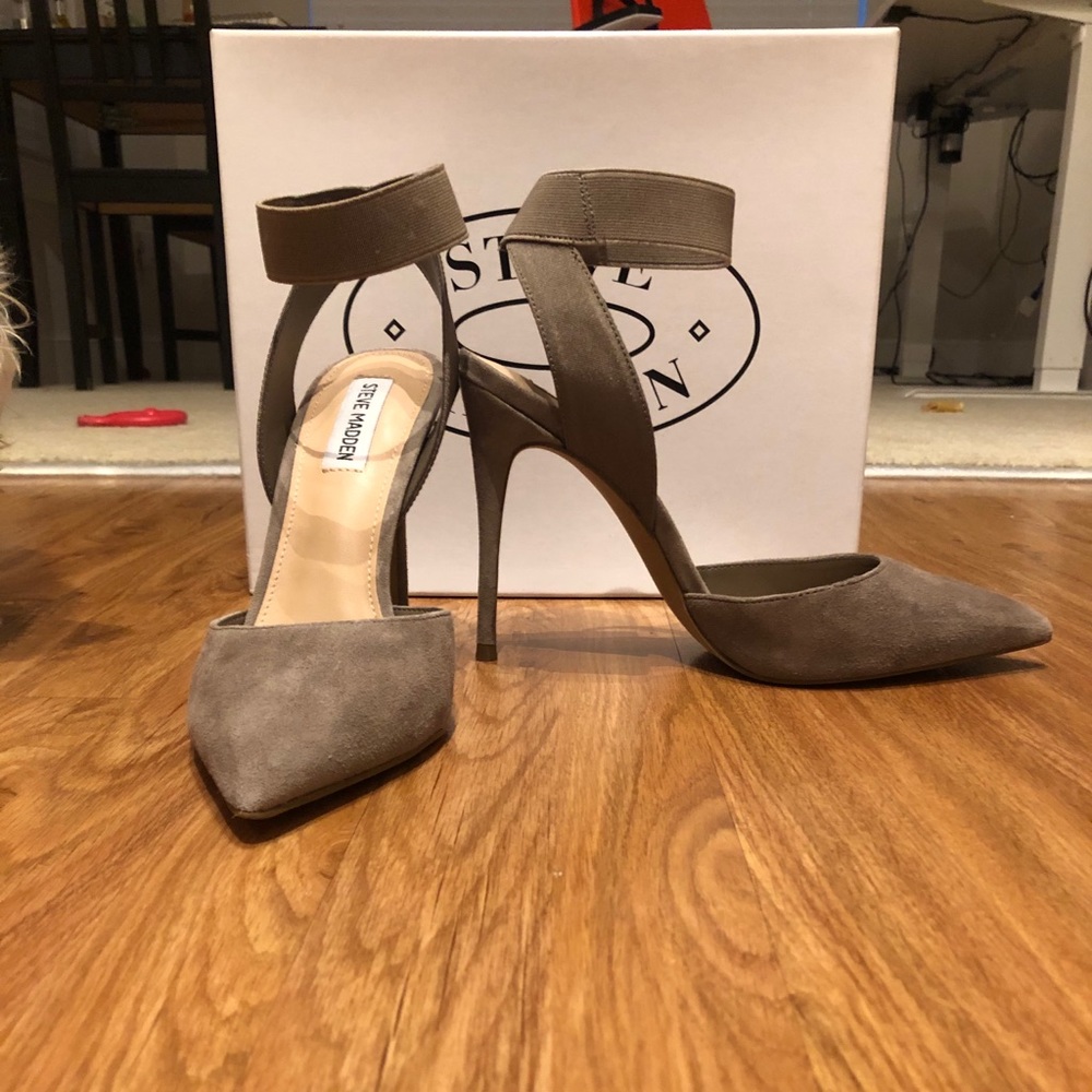 Steve Madden Pumps